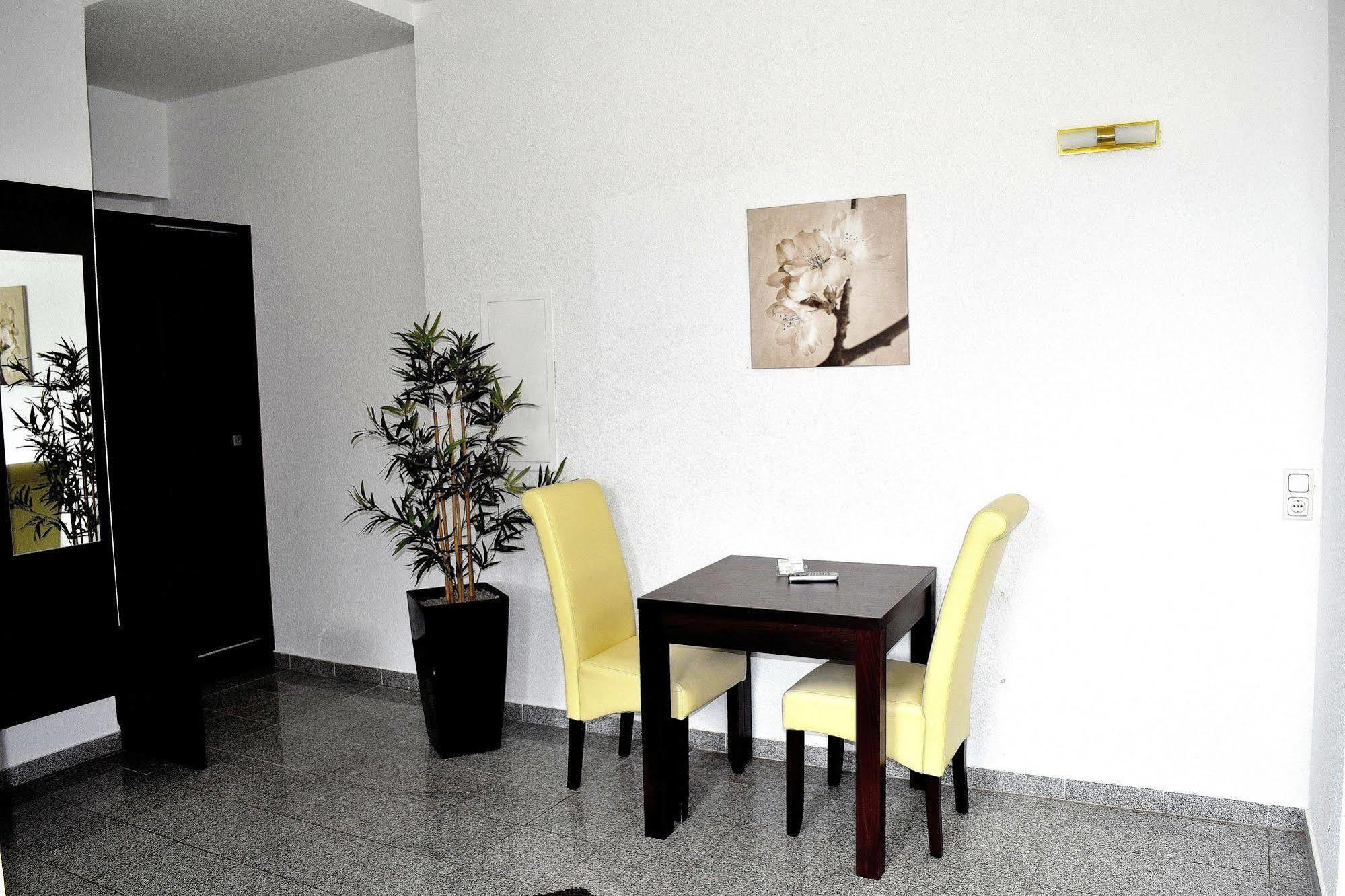 Boardinghouse - Stadtvilla Budget Schweinfurt Buitenkant foto
